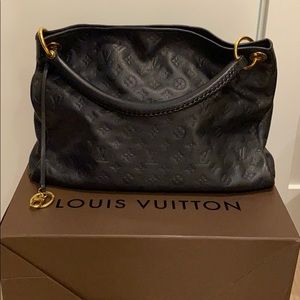 Authentic Louis Vuitton Artsy Empreinte Neige